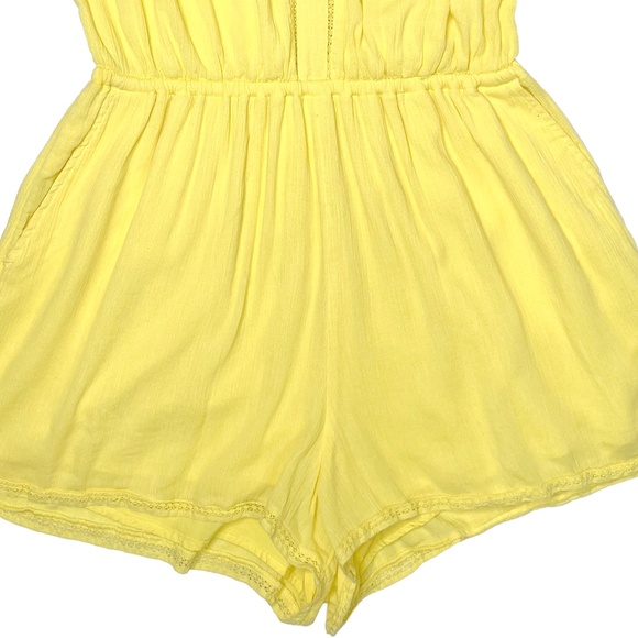 Abercrombie & Fitch Yellow Romper Shorts Crochet Lace AF Size Large - Picture 5 of 11